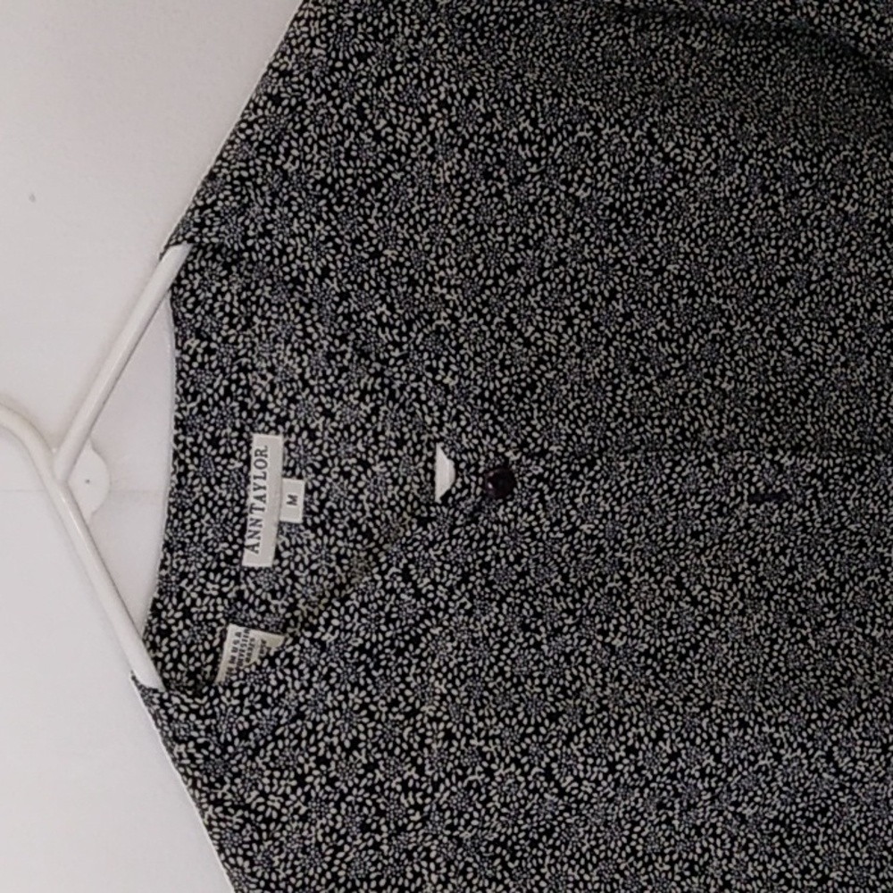 Blouse - Picture 2 of 3